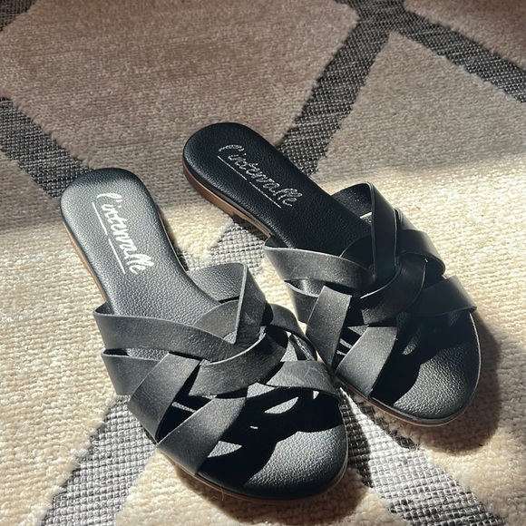 L’intervalle Shoes - L’intervalle sandals